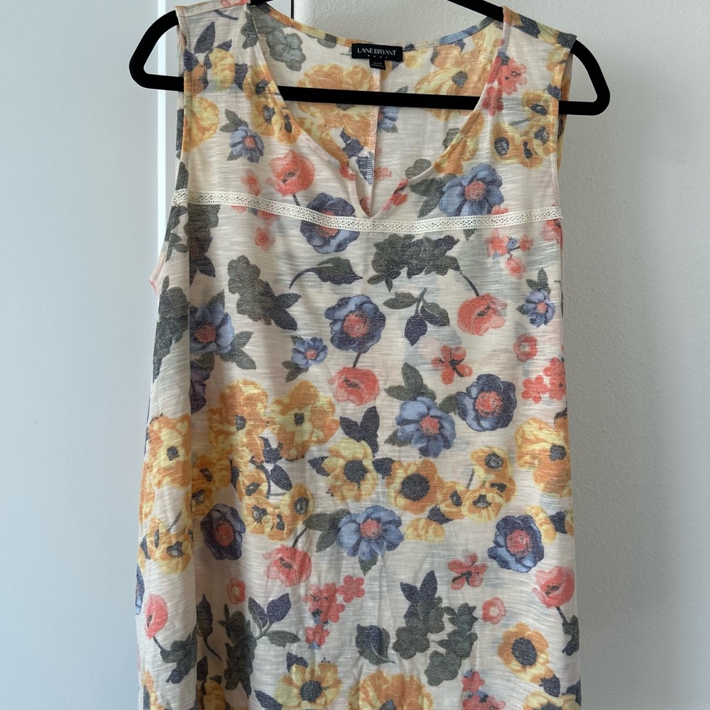 Lane Bryant Floral Tank Top with Multicolor Design